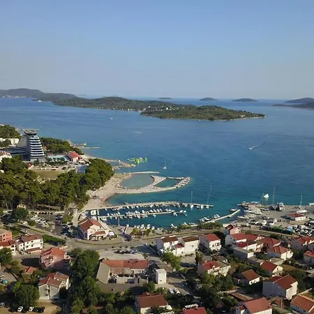 Ana Juricev * Vodice