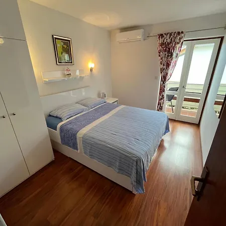 Apartman Ana Juricev *