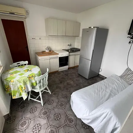 Apartment Ana Juricev *