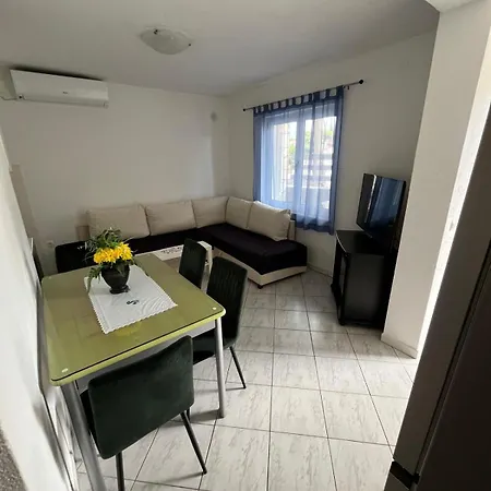 Apartman Ana Juricev