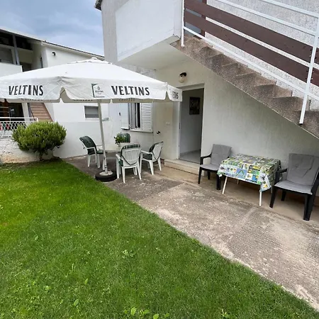 Ana Juricev * Vodice