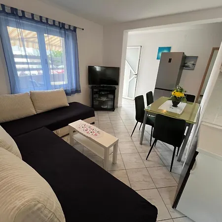 Ana Juricev Apartman *