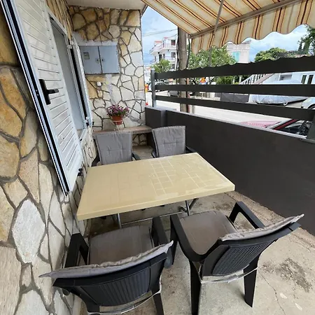 Apartman Ana Juricev *