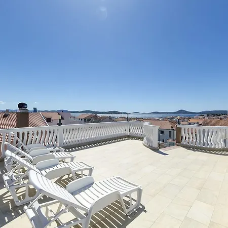 Ana Juricev Apartman Vodice