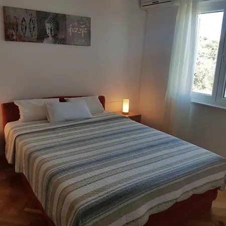 Ana Juricev Apartman