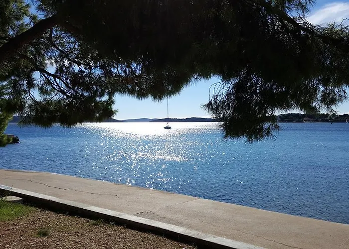 アパート Ana Juricev *