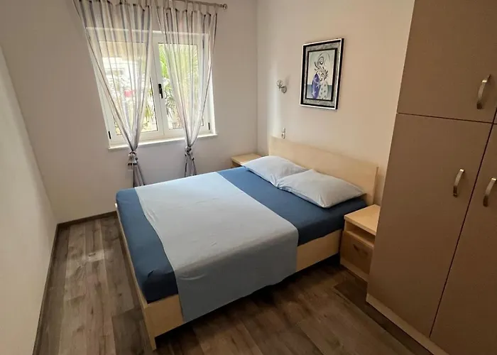 アパート Ana Juricev