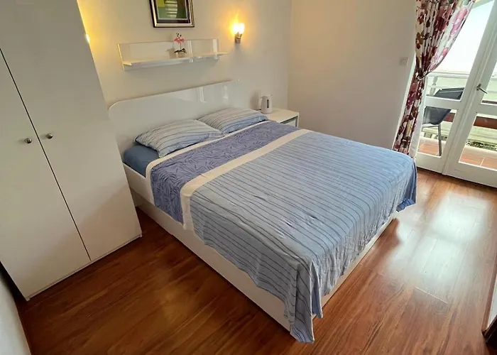 Ana Juricev アパート *