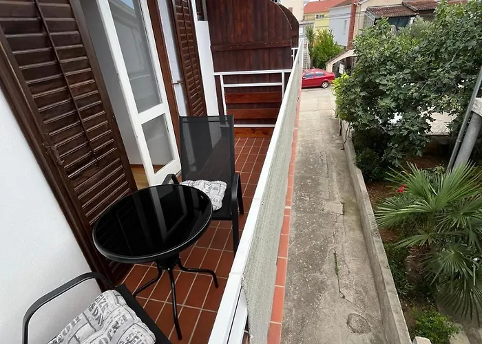 Ana Juricev アパート