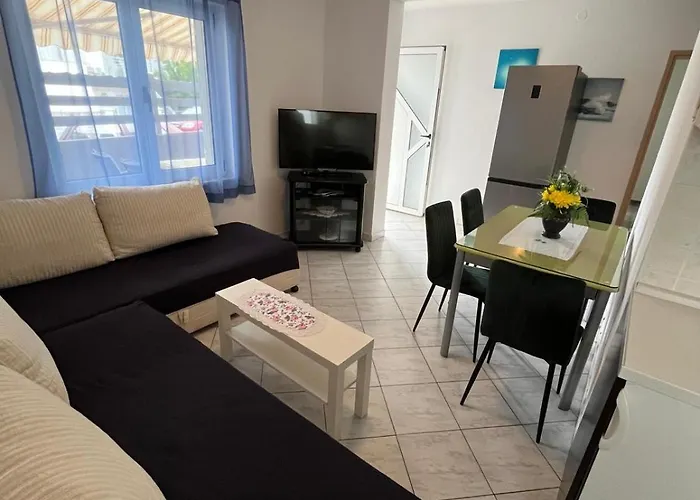 Ana Juricev アパート *