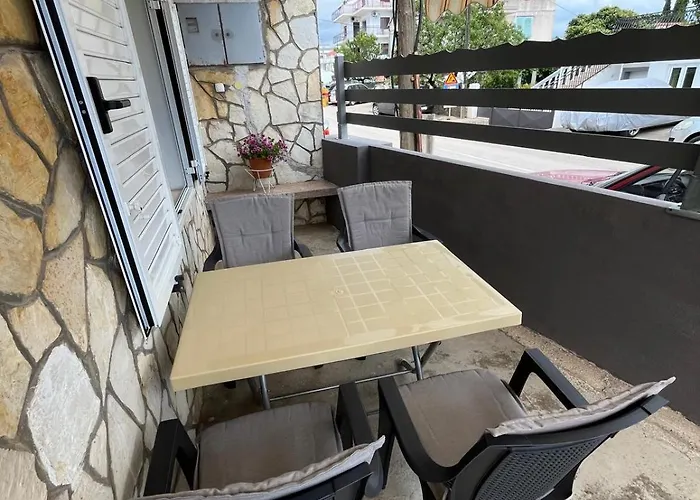 アパート Ana Juricev *