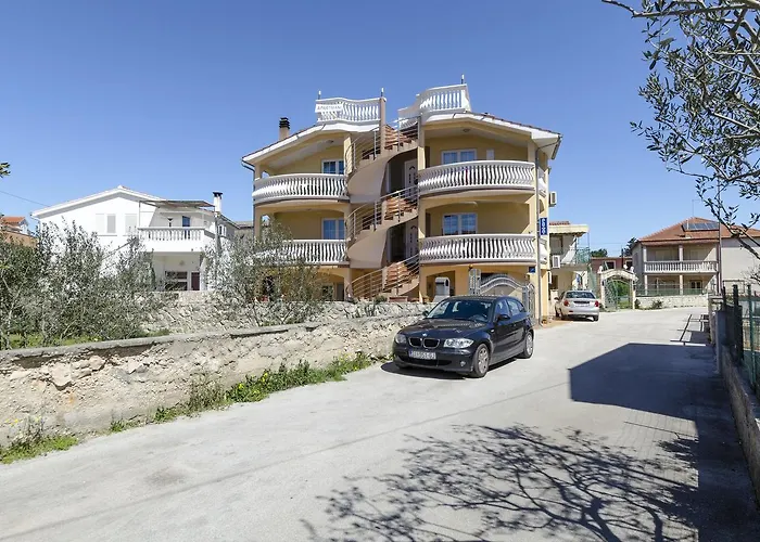 アパート Ana Juricev