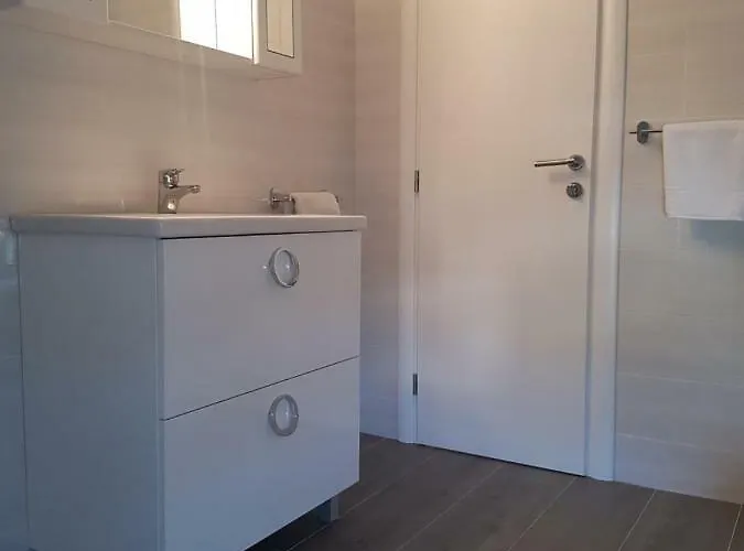 Ana Juricev アパート