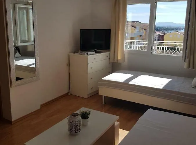 Ana Juricev ヴォディツェ